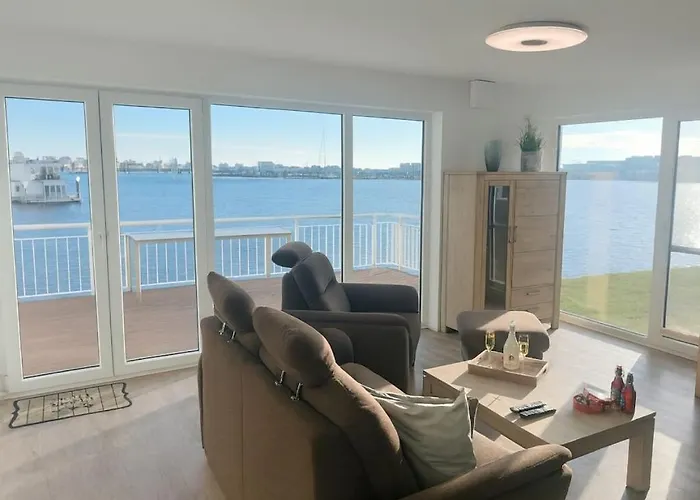 Semesterbostad In With Swimming Pool *